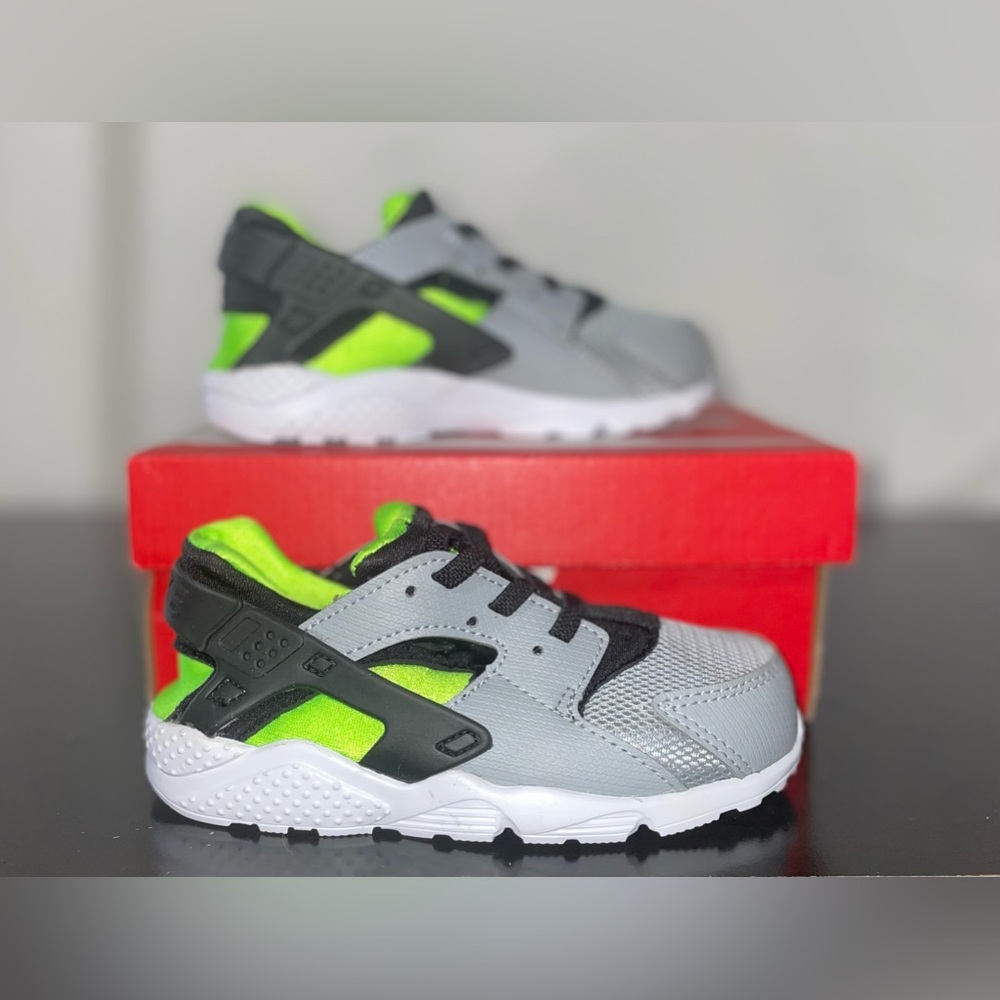 Nike Huarache Run (TD) 704950 015 Toddler Size 10c